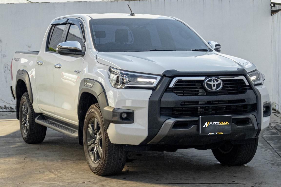 Toyota Hilux Revo Doublecab 2.4 Prerunner Entry MNC M/T 2023 *LK0518*